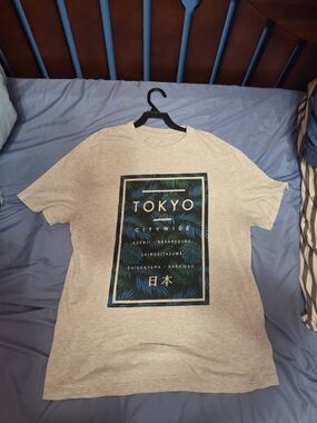 Primark Tokyo Graphic Crew Neck T‑Shirt - Light Gray Size XL